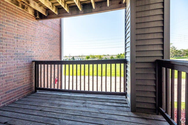 2BR, 2BA - 1,029 SF - Balcony