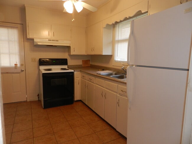 Photo - For Rent