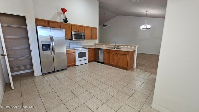 Photo - 1020 Venetian Dr Unit 202