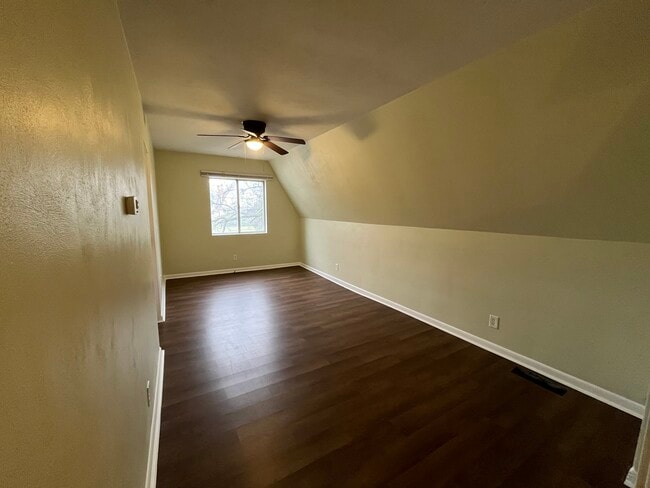 Photo - 330 Bessemer Ave Unit B