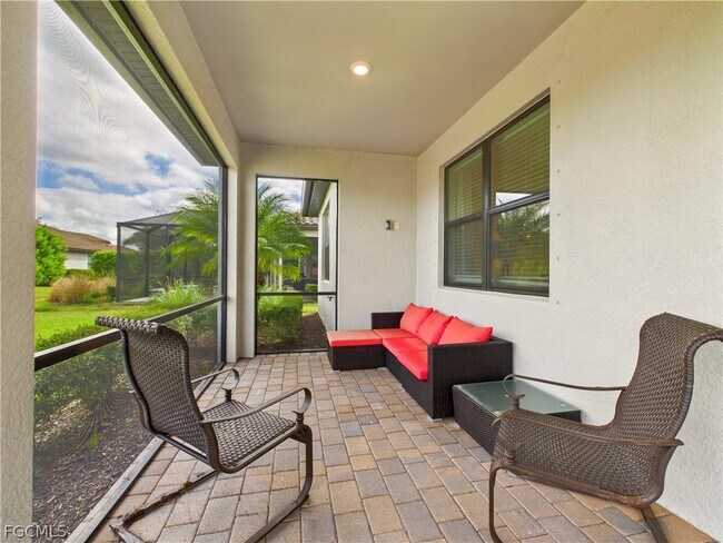 Photo - 19563 Utopia Ln