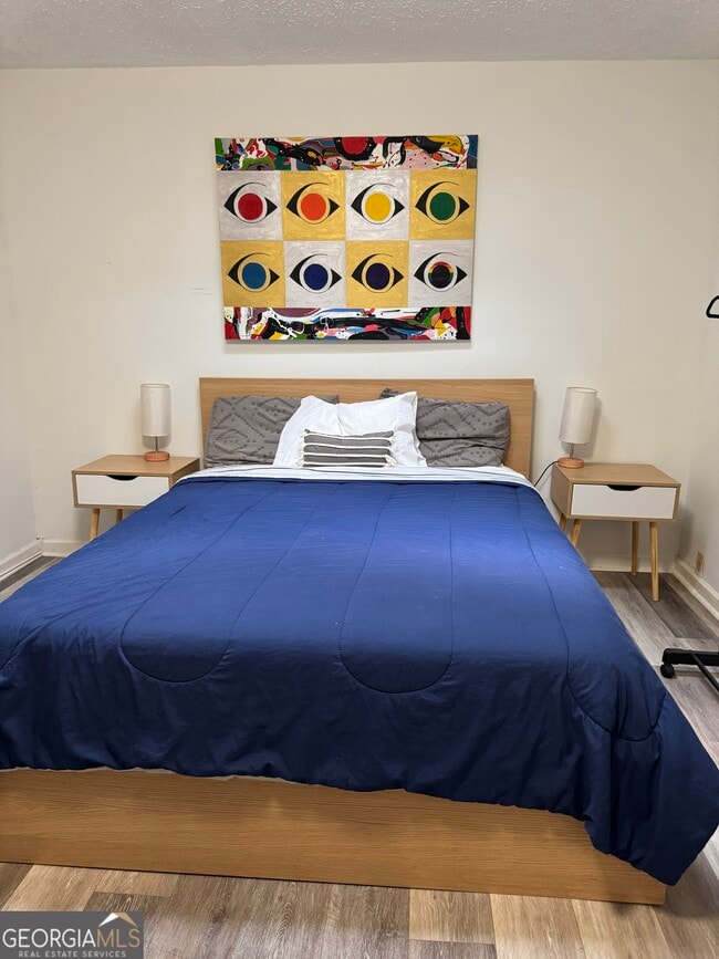 Photo - 1014 Curran St NW