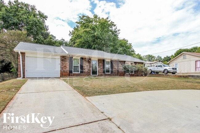 Photo - 2847 Haddon Dr