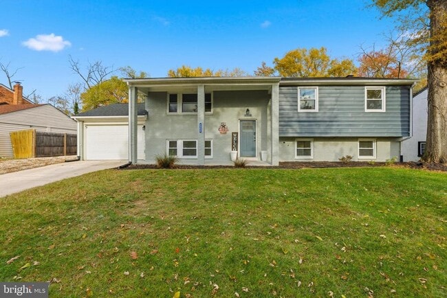 Building Photo - 6906 Berkshire Dr