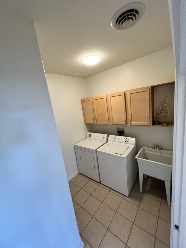 Photo - 1032 Villa Ct