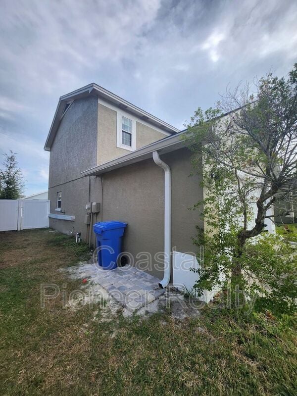 Photo - 10121 Sea spray Pl