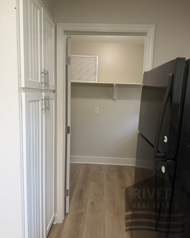 Photo - 1607 Harding Ave