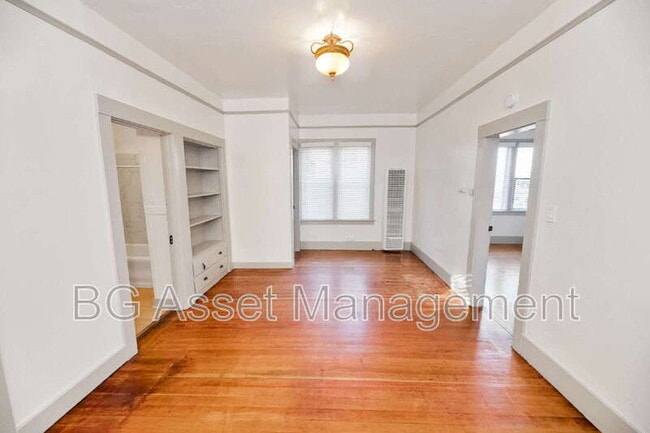 Photo - 639 Carolina St