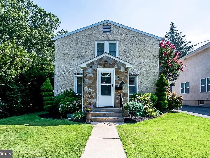 Photo - 8 Walnut Ave