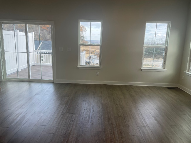 Photo - 1097 Mountain Vw Dr