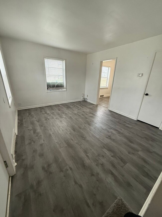 Photo - 9523-9525 Charlotte St Unit 9523 Charlotte St