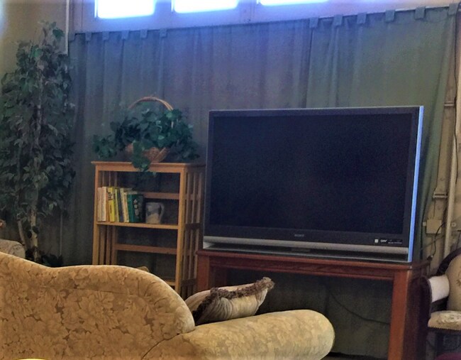 Photo - 4667 E Wood Ave