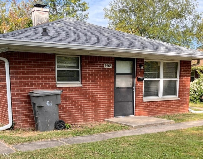 Photo - 3468 N Dearborn St