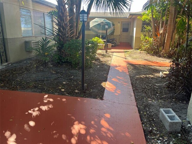 Photo - 505 N 20th Ave Unidad 4