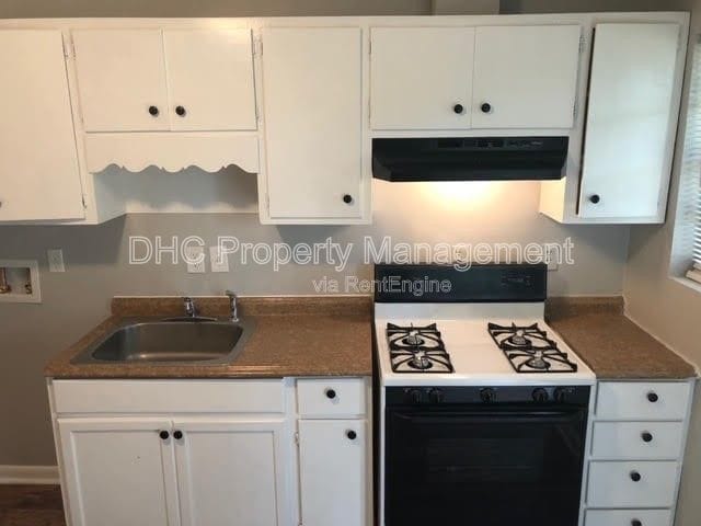 Photo - 6505 Raymond Dr