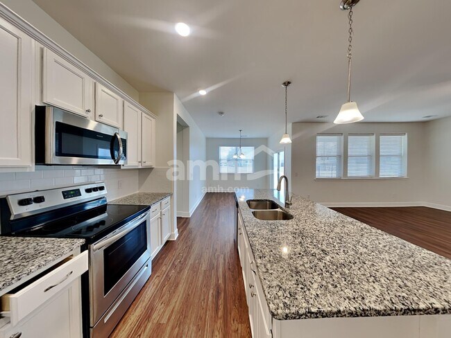 Photo - 413 Bluewater Dr