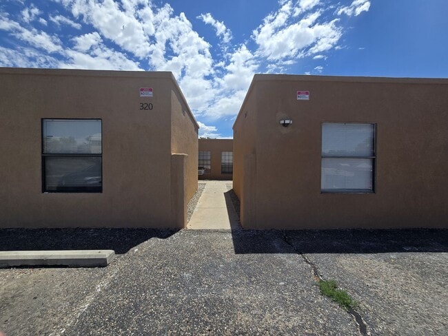 Updated 2 bedroom in Rio Rancho - Updated 2 bedroom in Rio Rancho House