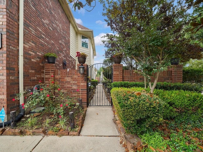 Photo - 14402 Westbury Ct