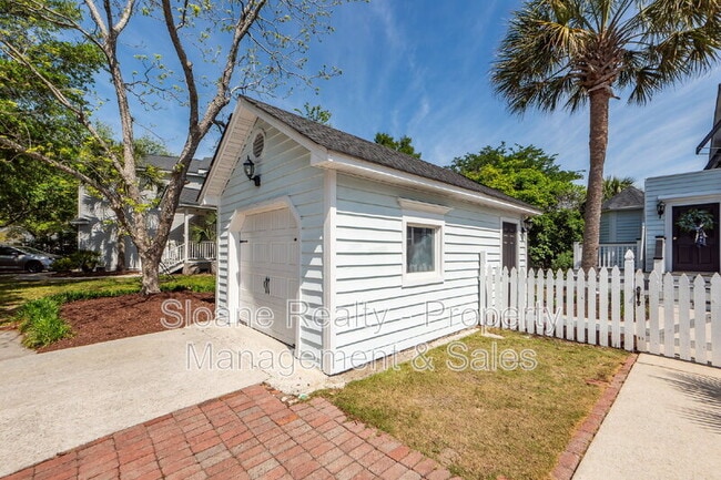 Photo - 834 Harbor Pl Dr