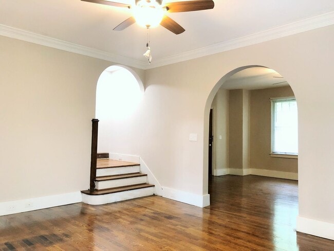 Photo - 4039 Kingston Pike Unidad #2 West