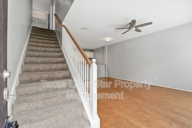 Photo - 1507 Sutton St