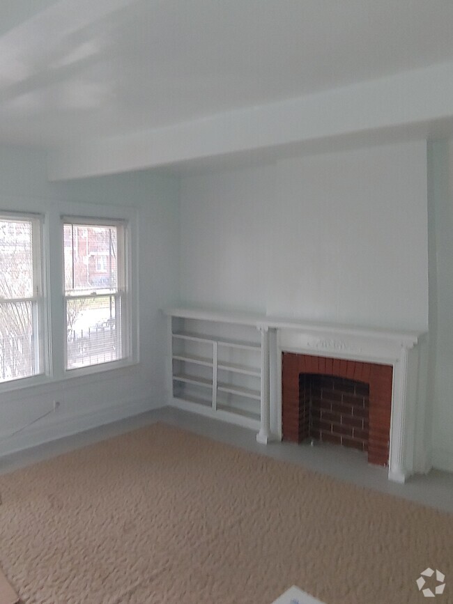 Building Photo - 351 Huntington Ave Unit #2 Rental