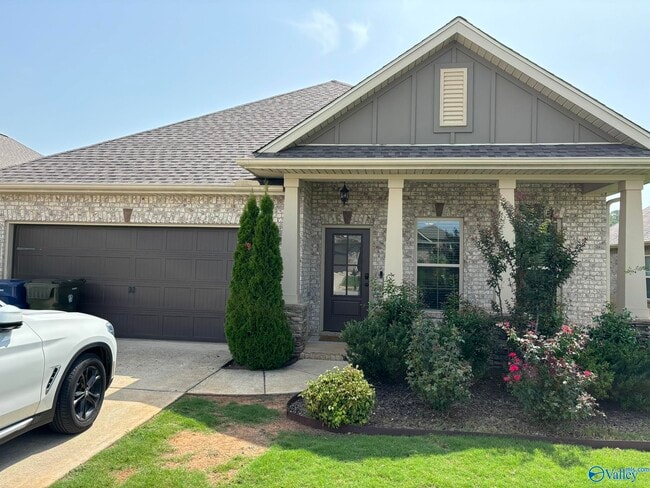 Photo - 127 Princewater Dr House