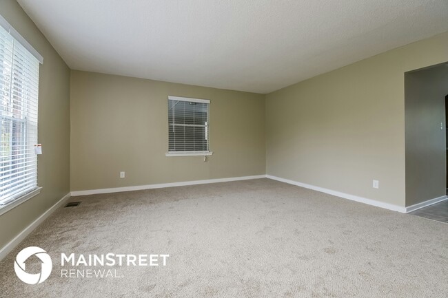 Photo - 1004 Delaney Dr