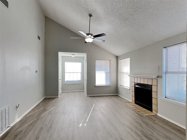 Photo - Captivating Single Family Home | 3 BR/2BA | 1-Car Covered Parking | Gated backyard