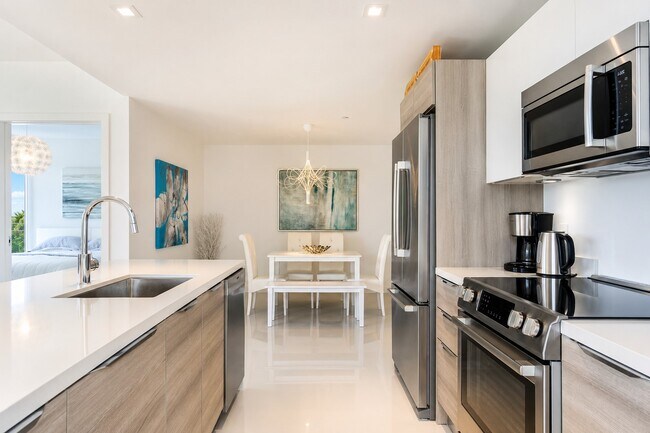Photo - 9940 W Bay Harbor Dr Unit K-3