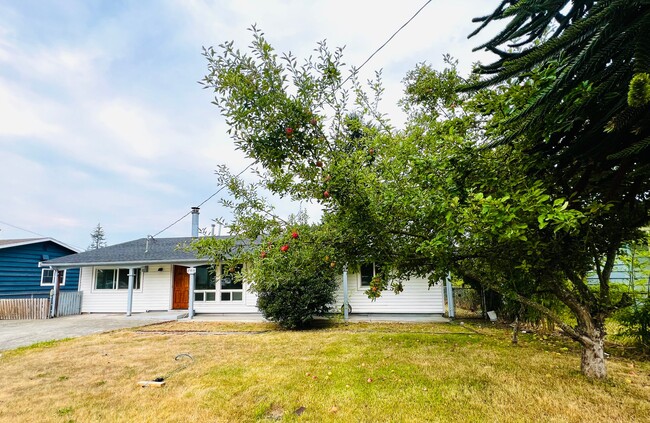 Building Photo - 25818 19th Ave S