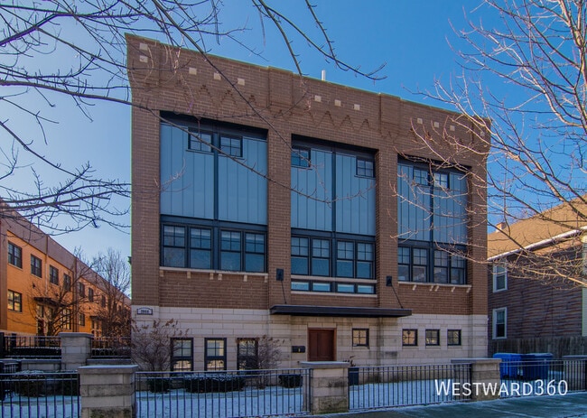 Building Photo - 2066 N Stave-5