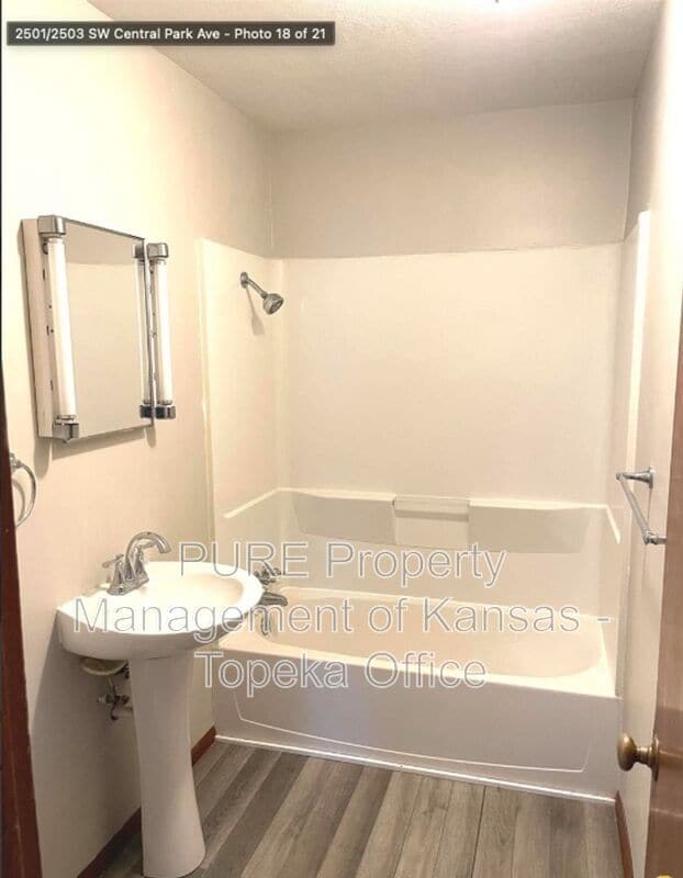 Photo - 2503 SW Central Park Ave