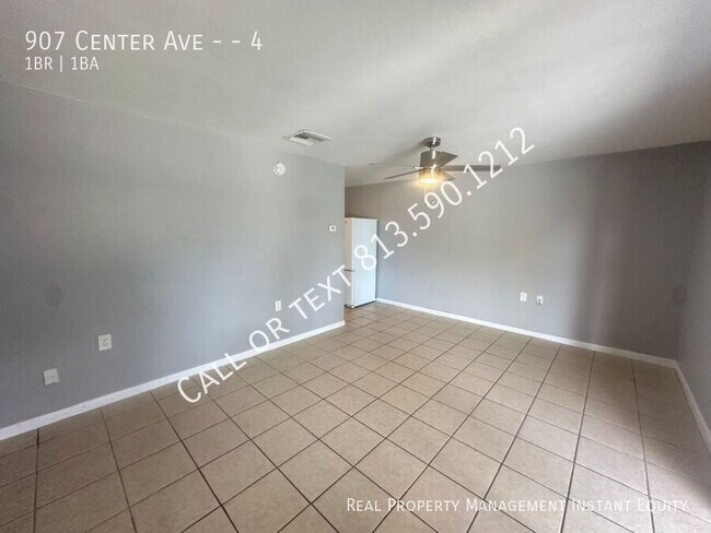 Photo - 907 Center Ave Unit 4