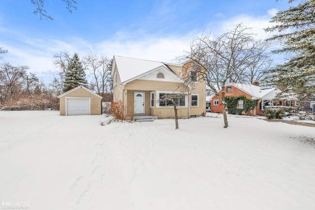 Photo - 7618 Sylvan St