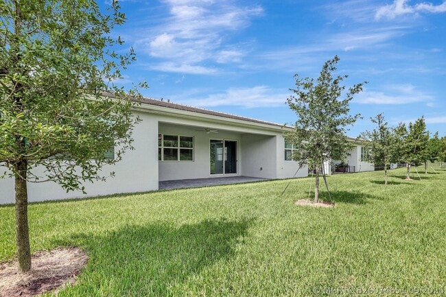 11551 Viridian Blvd