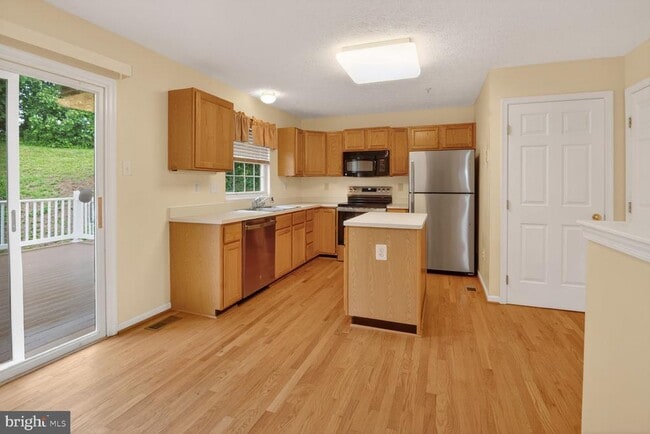 Photo - 158 Glen View Terrace