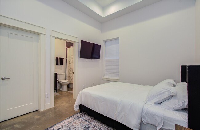 Photo - 4311 Marina St