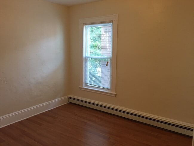 Photo - 322 Beacon St Unit 3