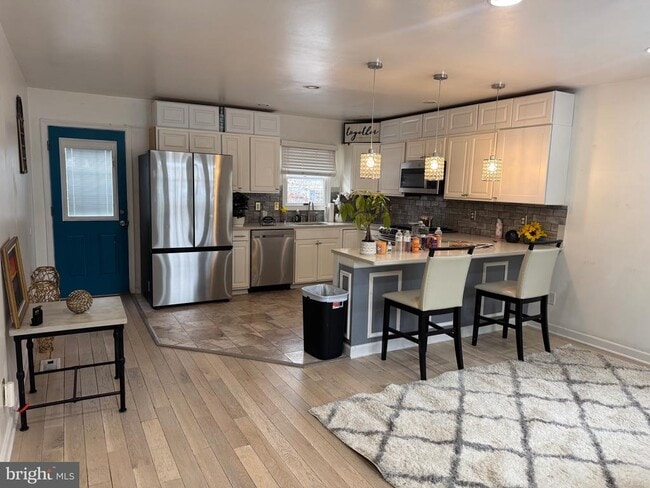 Building Photo - 3849 Church Rd