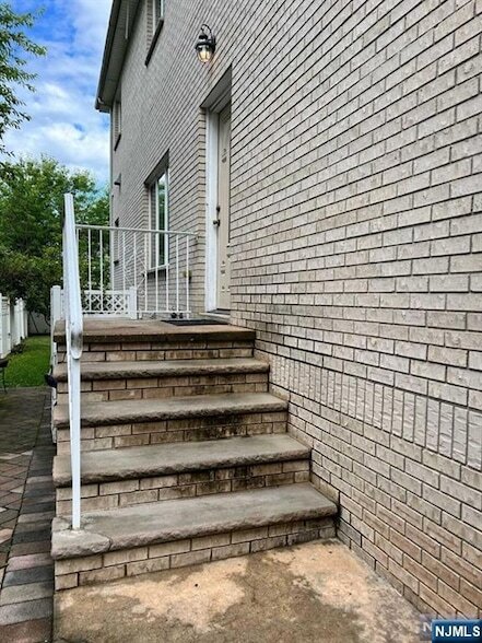 Photo - 367 Morse Ave