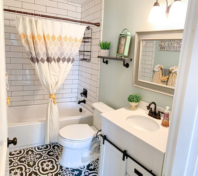 Photo - Bearfoot Landing Apartments