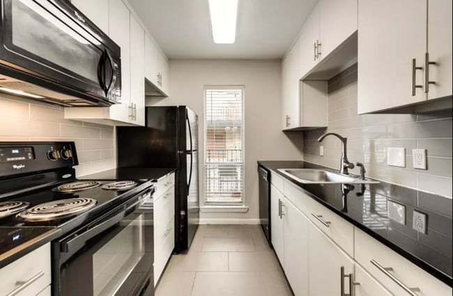 Building Photo - 4330 Bowser Ave Unit 104