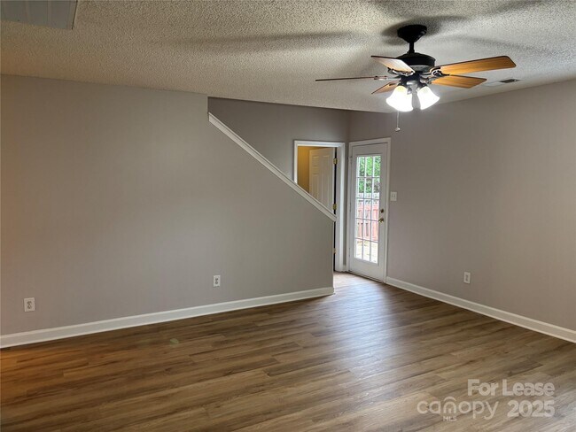 Photo - 2032 Beckwith Ln Casa