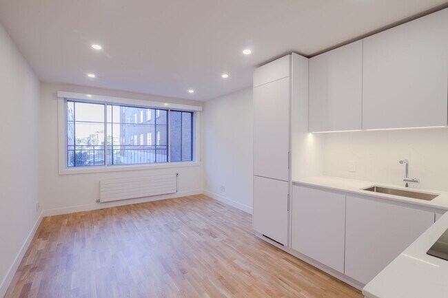 Photo - 4505 Dupuis Avenue Unit 6