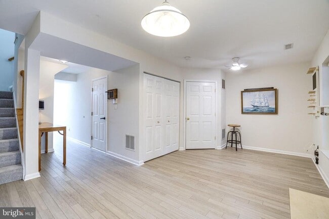 Photo - 7372 Ardglass Dr