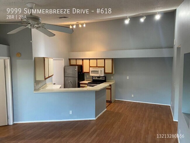 Building Photo - 9999 Summerbreeze Dr Unit #618