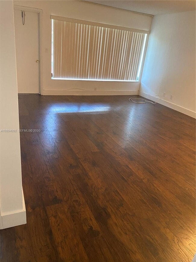 Photo - 16701 NE 14th Ave