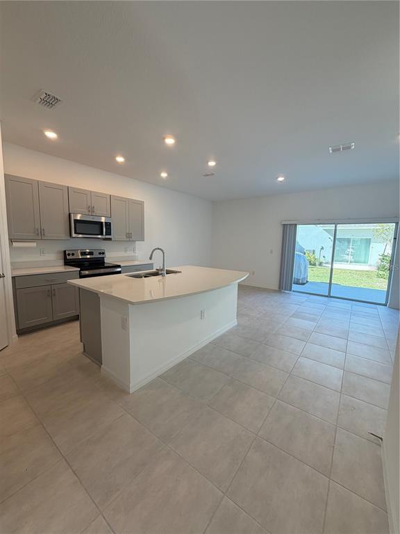 Photo - 2914 Canary Ave