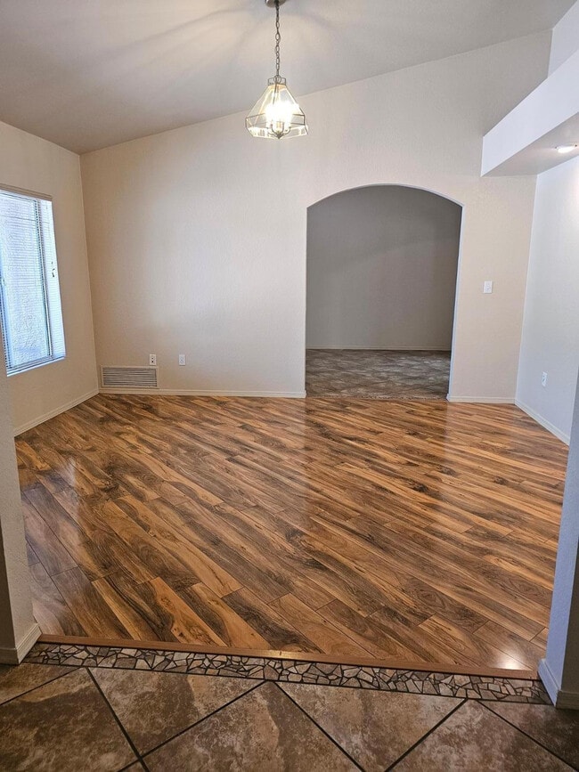 Photo - 3636 Kalispell Ave